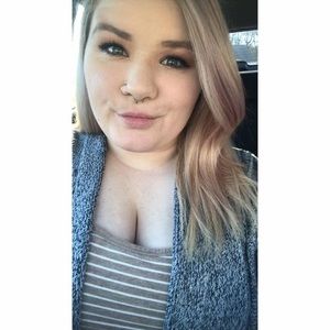 Meet your Posher, Allison